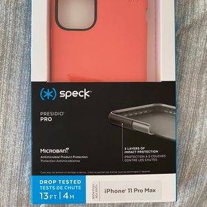 iPhone 11 Pro Max speck case